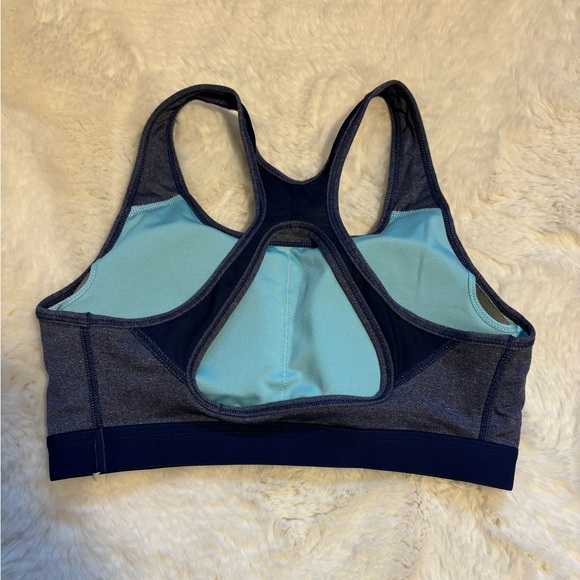 NIKE Sports Bra - Picture 2 of 3